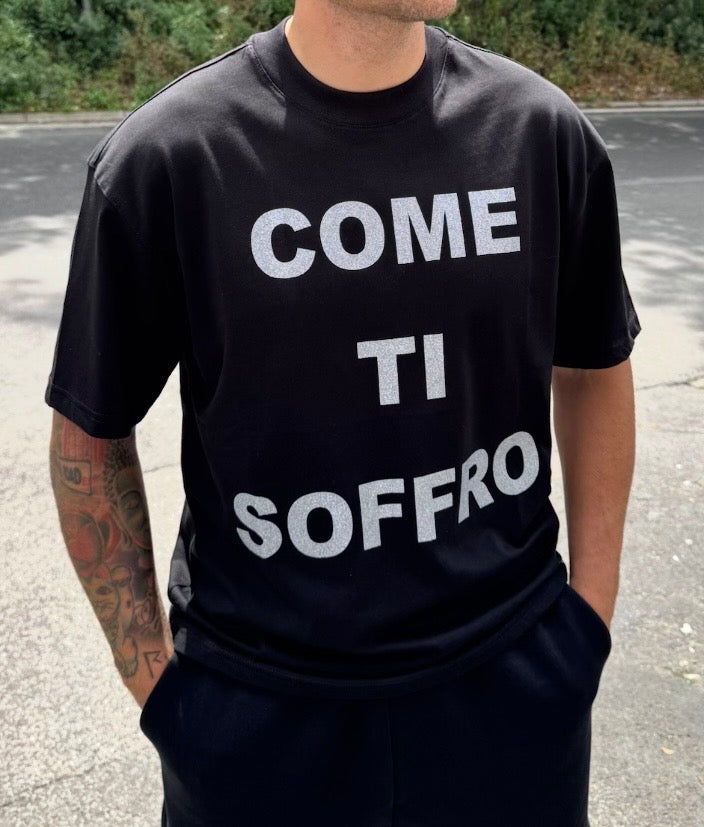 T-SHIRT NERA CON SCRITTA