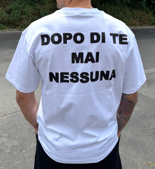 T-SHIRT BIANCA CON SCRITTA